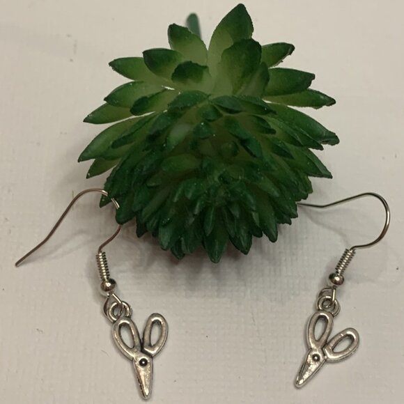 Scissor Earring, Sewing Earring, Teacher Earring, Educator Earring, Gift Idea - Picture 3 of 5